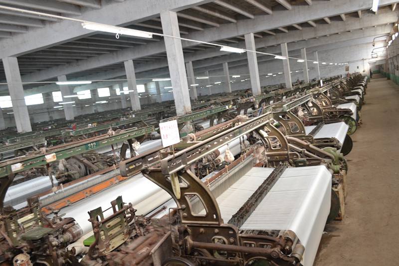 shuttle loom.jpg